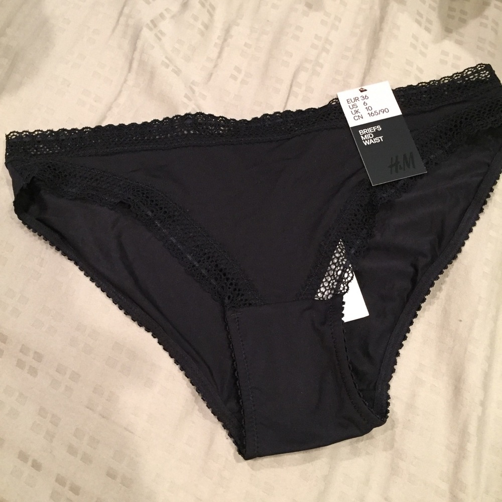 ✨2/$10✨ H&M Black Briefs mid waist panties